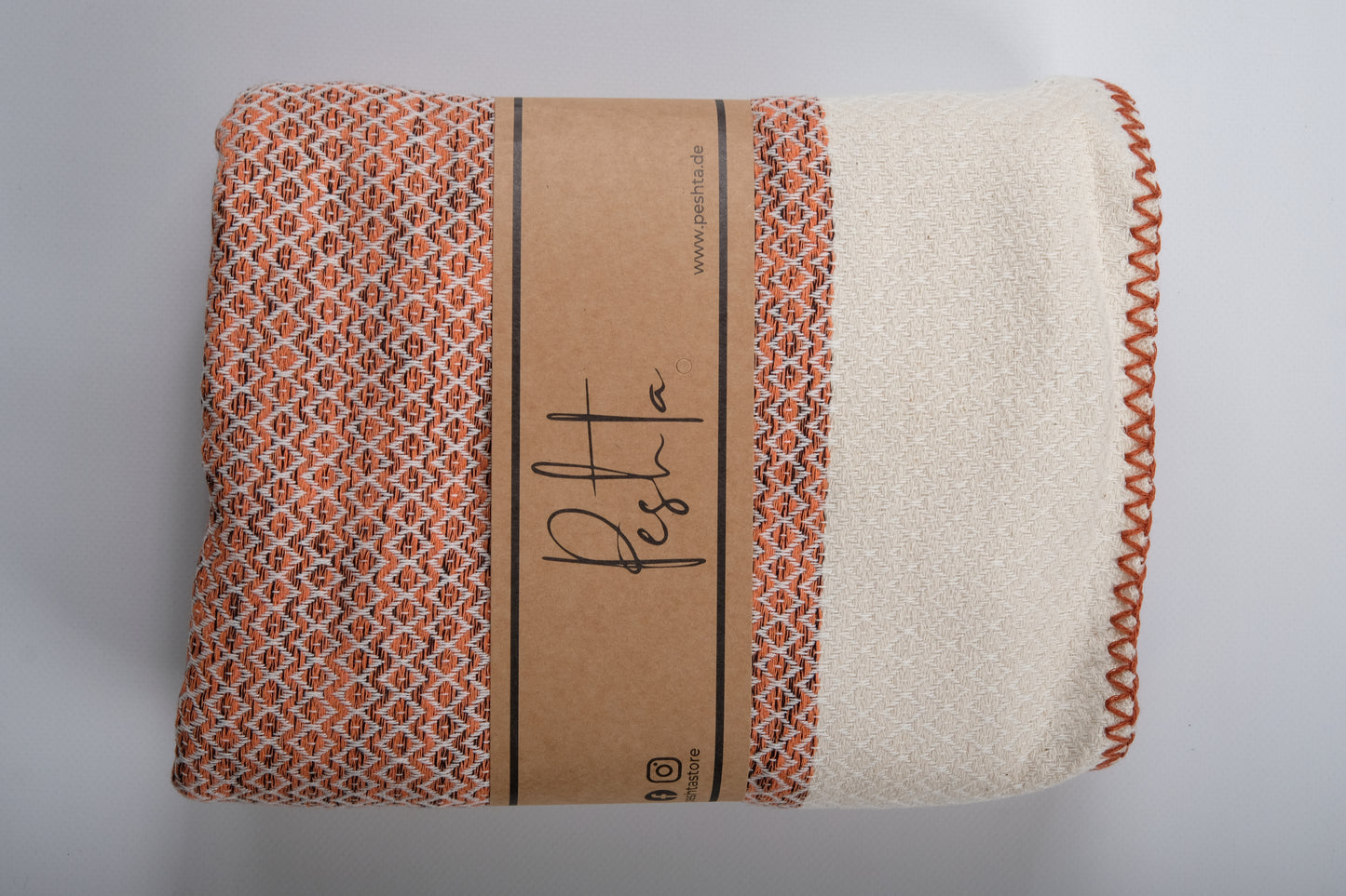 Colima Oversize mit edler Ziernaht. Edles Rautenmuster in 4 eleganten Farben. Wellnesstuch und Meditationstuch.