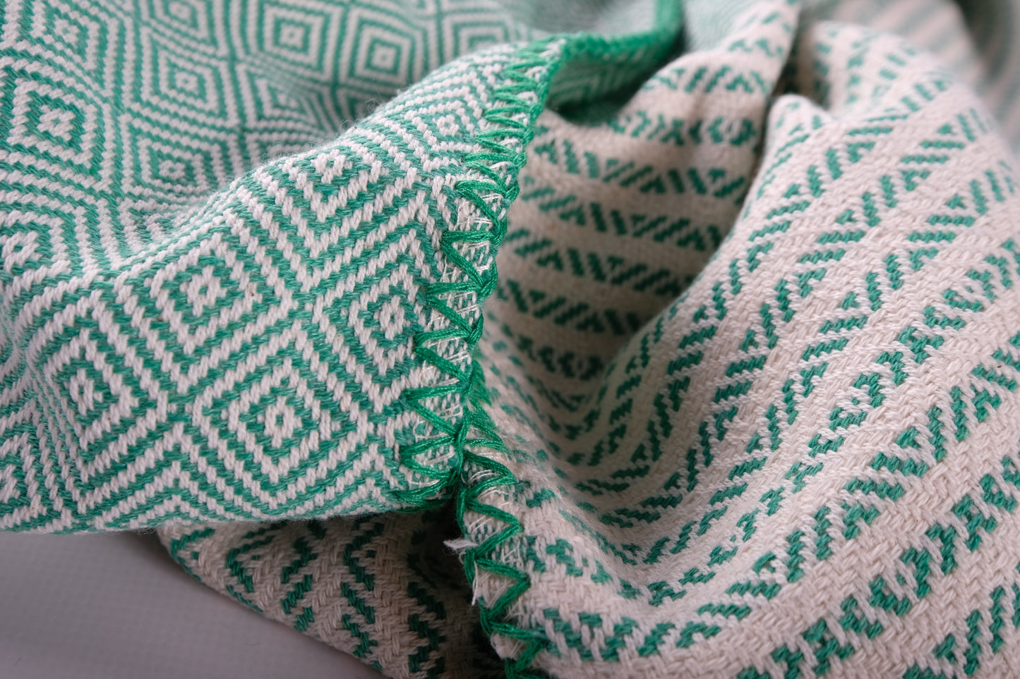 Iraya Oversize. Tolles Streifenmuster mit Rauten und mit zeitlosem Zierstich. In 4 Farben.