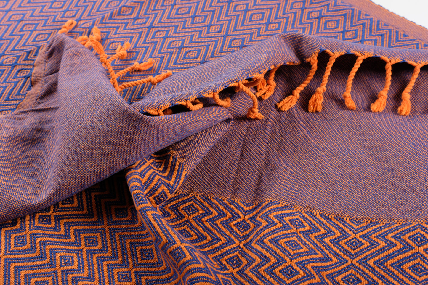 Luahoko - Strandtuch mit Rauten & Streifen