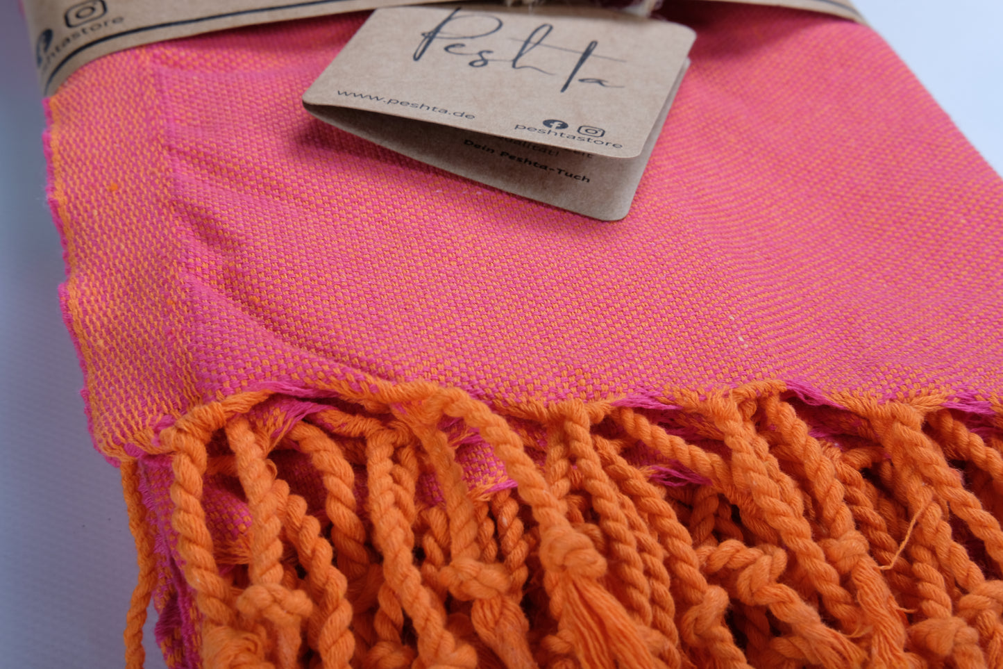 Luahoko - Strandtuch mit Rauten & Streifen