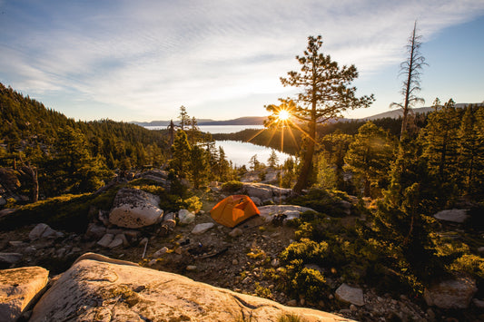 10 Essentials für minimalistisches Sommer-Camping