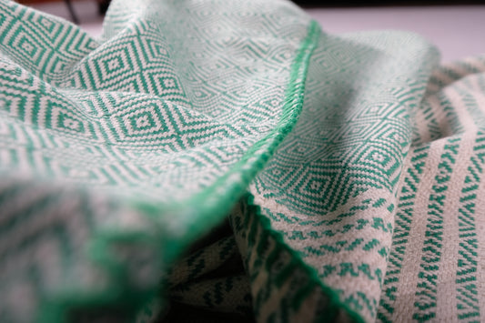Iraya Oversize. Tolles Streifenmuster mit Rauten und mit zeitlosem Zierstich. In 4 Farben.
