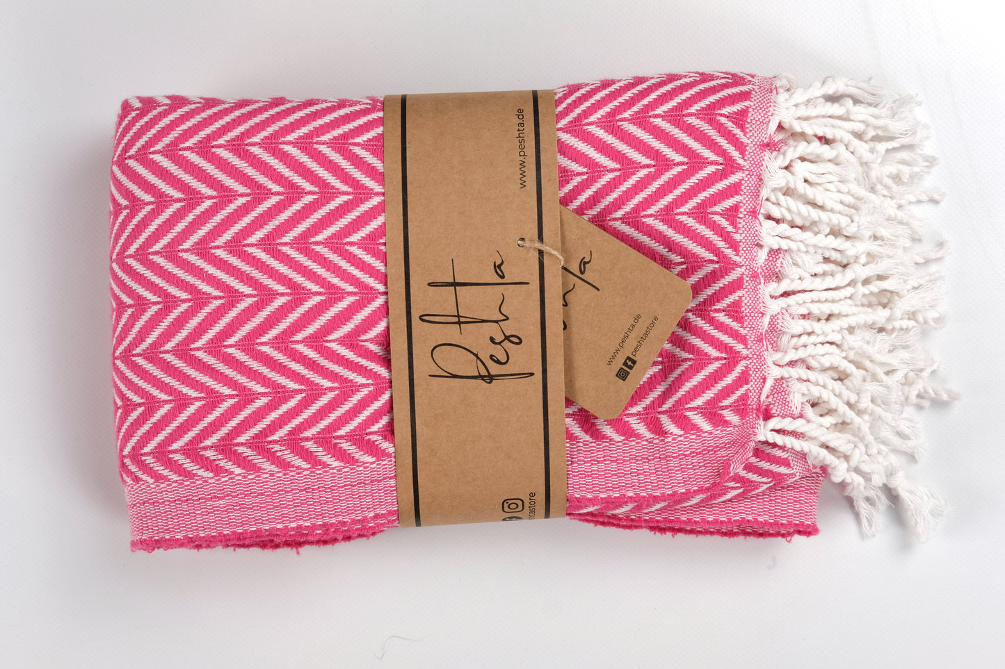 Nuku - Strandtuch im Fischgrätmuster in 2 Grössen