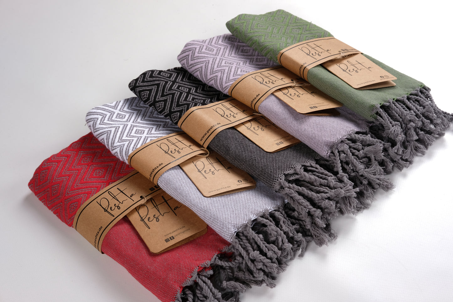 Luahoko - Handtuch mit Rauten & Streifen