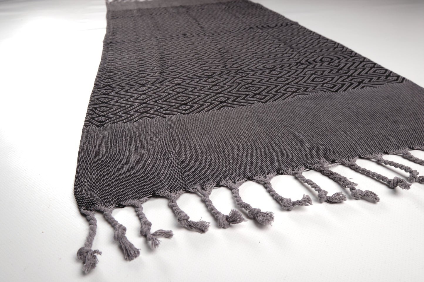 Luahoko - Handtuch mit Rauten & Streifen