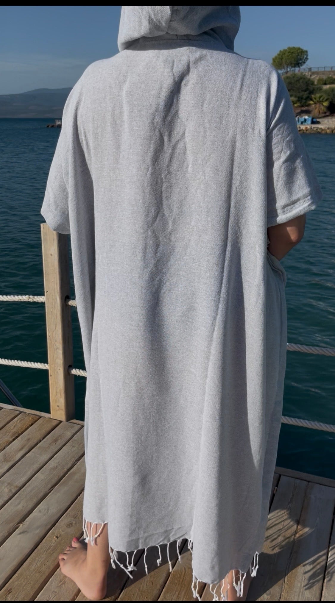 Mira Poncho Lang - Einfarbiges Poncho